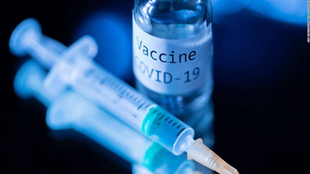 Vacunas de COVID-19 llegarán a todo el mundo hasta 2023